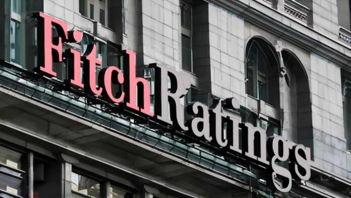 Fitch Upgrades Pakistan Credit Rating to CCC+ Amid Economic Reforms