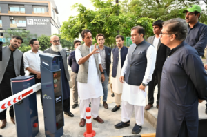 According to CDA Chairman Mohammad Ali Randhawa, the revenue generated from these parking systems will be reinvested into the same markets to uplift the local economy. He emphasized that digitizing parking services would not only enhance business activities in the capital but also boost the overall economic environment by providing modern infrastructure.