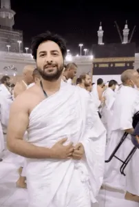 Pakistani Celebrities Who Performed Hajj 2024 and Shared Their Spiritual Moments 7 Pakistani Celebrities Who Performed Hajj 2024 and Shared Their Spiritual Moments